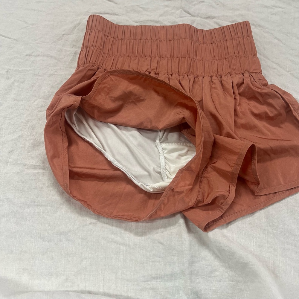 FREE PEOPLE MOVEMENT The Way Home High Rise Brushed Apricot Shorts Size S - Picture 5 of 11